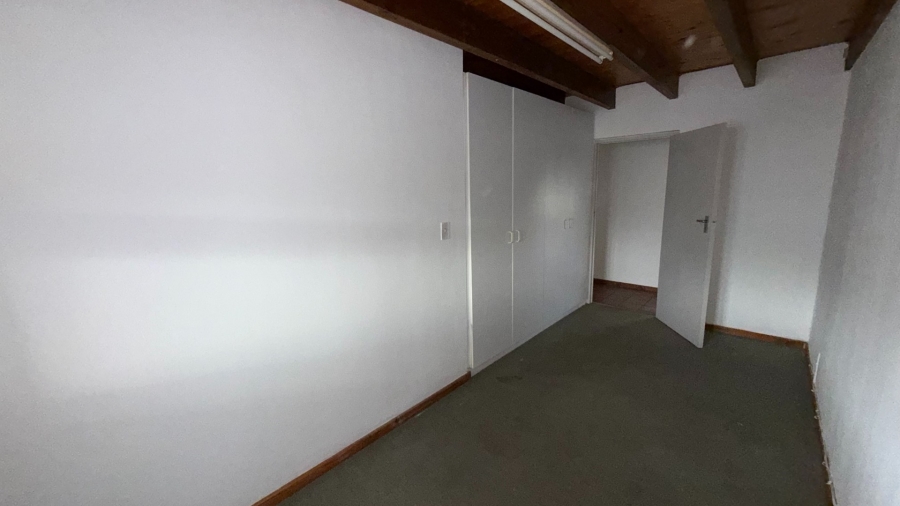 To Let 4 Bedroom Property for Rent in Knysna Central Western Cape